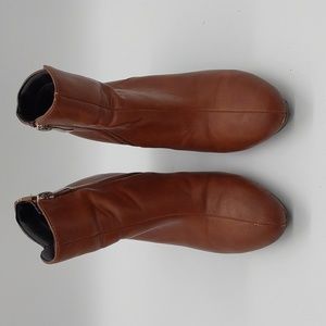 Juno 36, USA 6.5 Brown Ankle Zipper Boots
